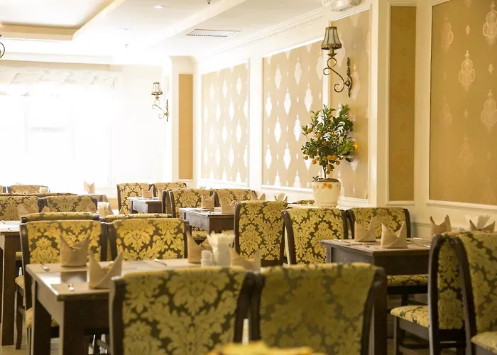 Bay Palace Khách sạn Hạ Long