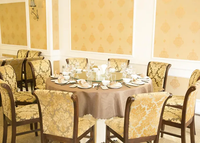 Bay Palace Khách sạn Hạ Long