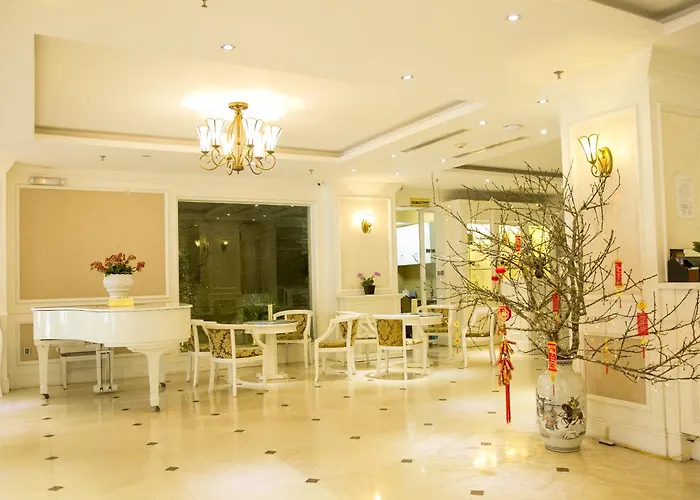 Bay Palace Khách sạn