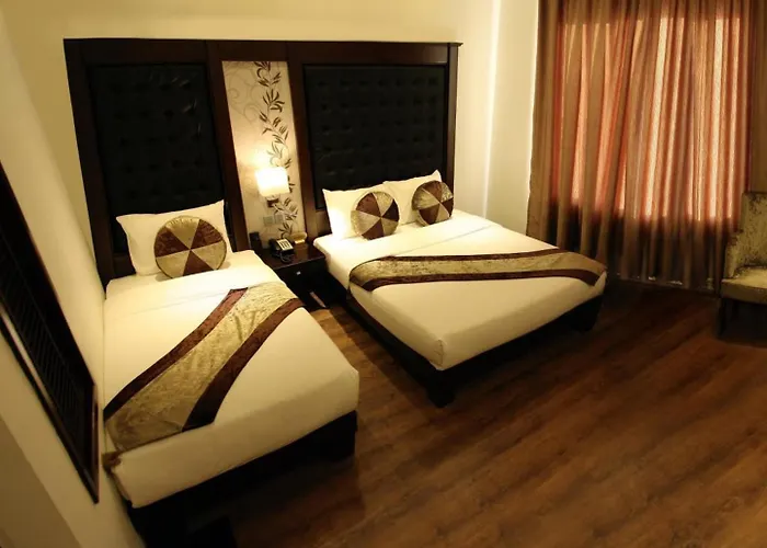 Bay Palace 3* Hạ Long