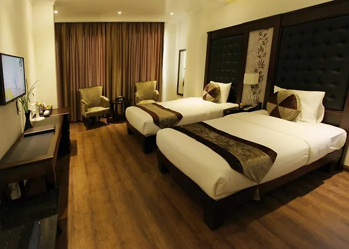 Bay Palace 3* Hạ Long