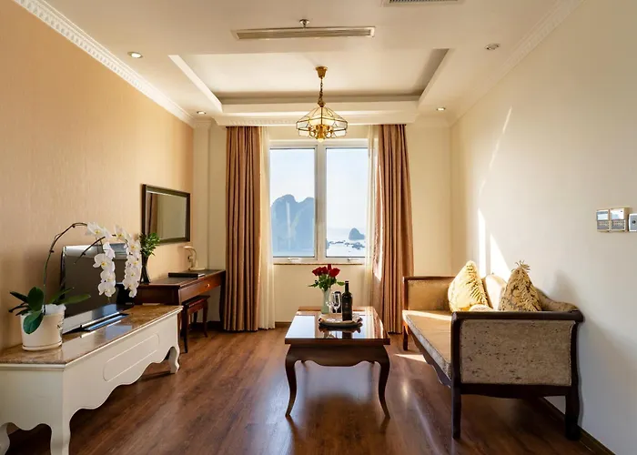 Khách sạn Bay Palace Hạ Long